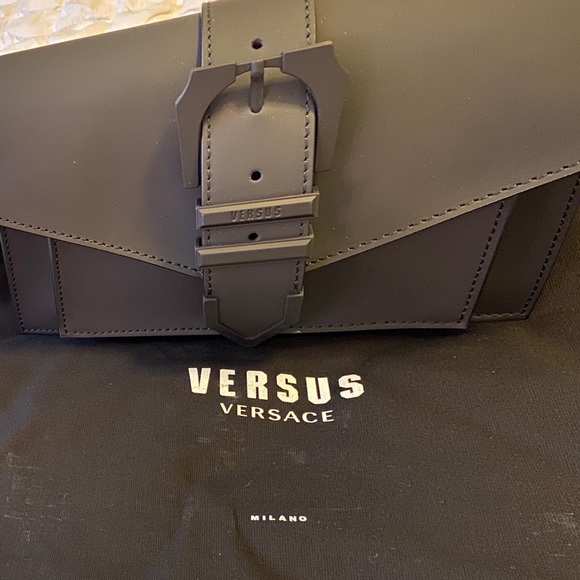 Versace Versus - Picture 4 of 4